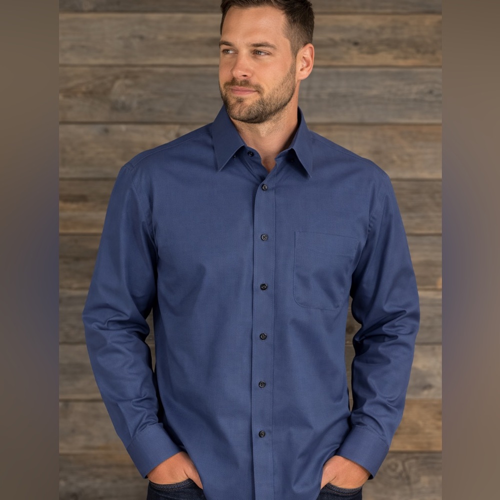 Van Heusen Blue Pique Dress Shirt Large 16.5 32/33 Classic Button Down